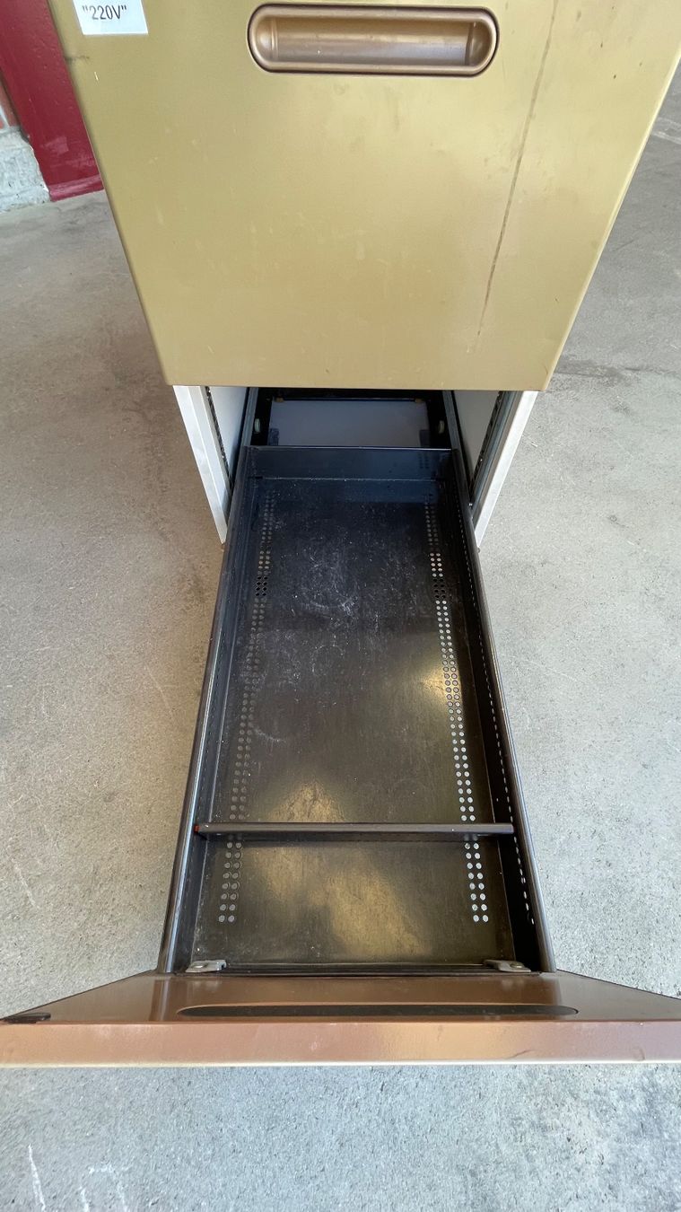 Commodes: Metall Korpus – D'occasion à Böckten par ja_mi_e 4