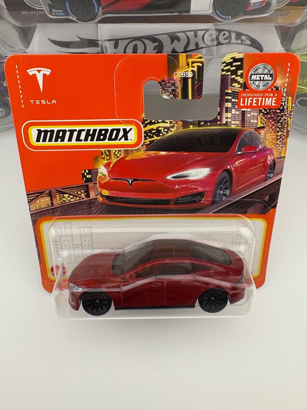 Matchbox Modellini d'auto: Matchbox Tesla Model S - 2024 - 89/100 – Nuovo e nell'imballaggio originale da Flawil venduto da HeisseReifen 1