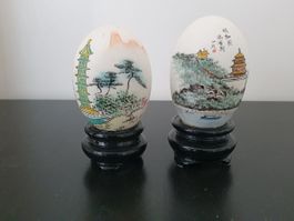 2 antike, chinesische Eier/handbemalt/gemarkt