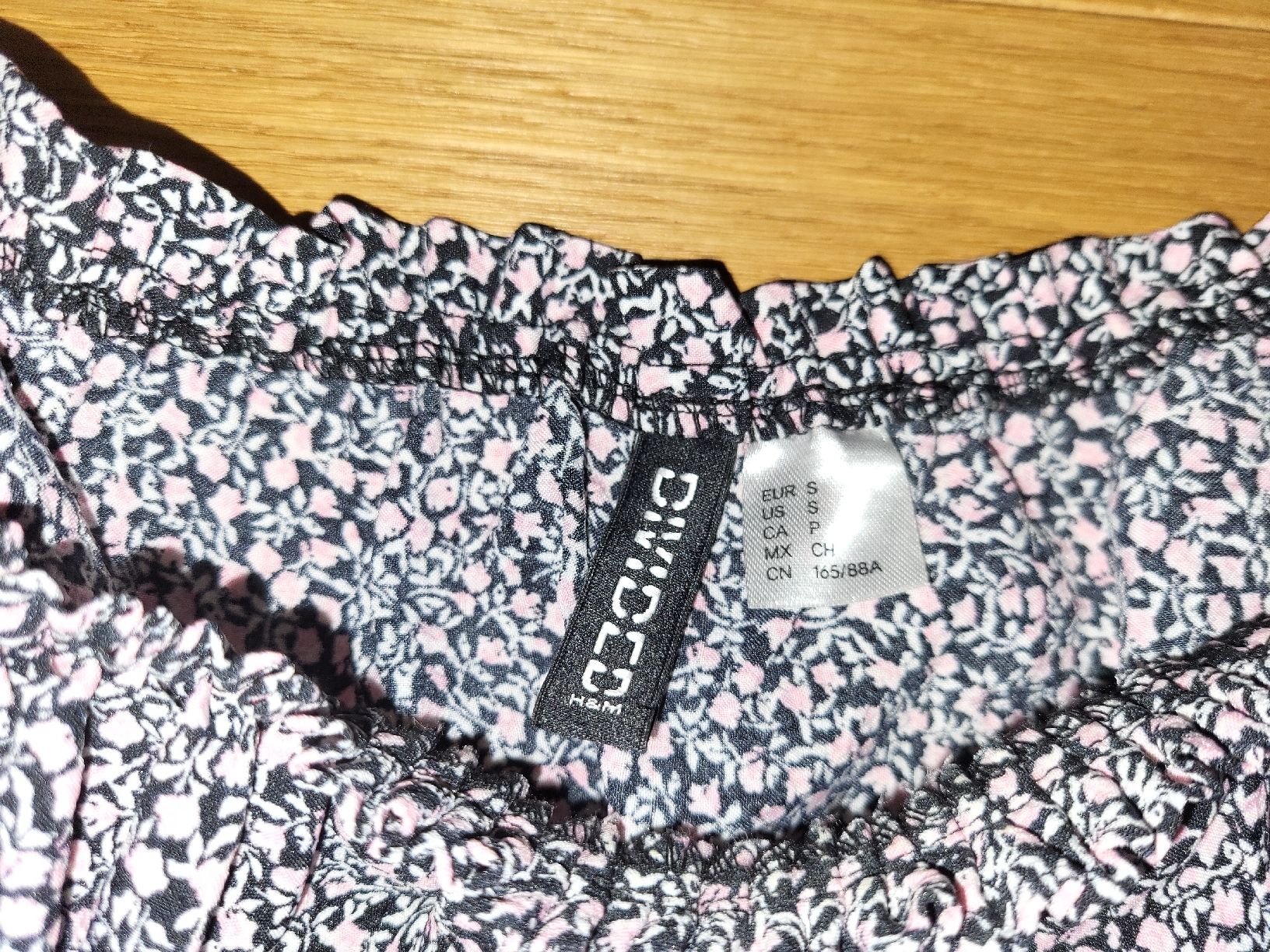 H&M Blusen: Blouse H&M à fleurs taille S, comme neuve! – Neu (gemäss Beschreibung) aus Courroux von Belleange 1