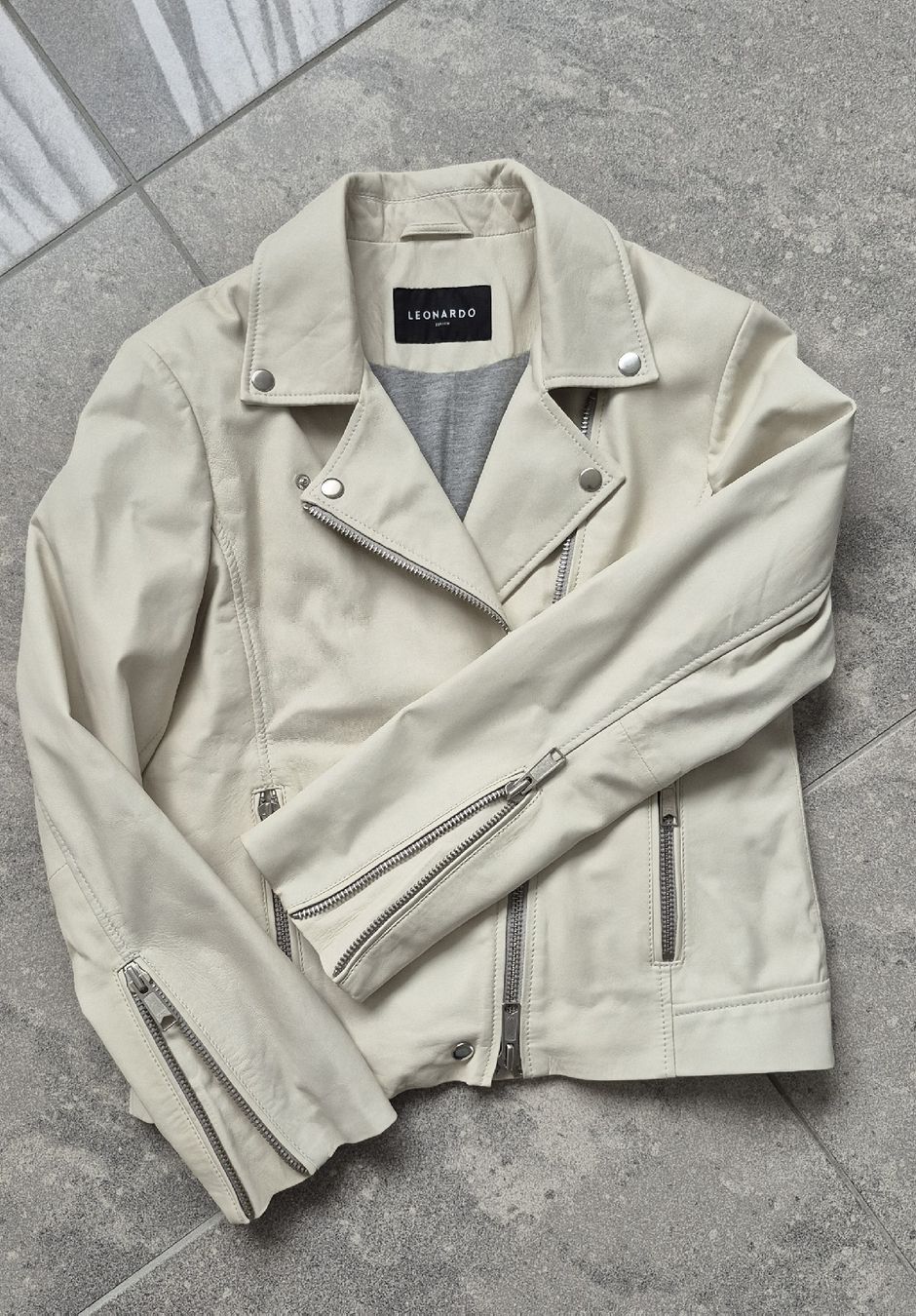 Giacche: Damenlederjacke LEONARDO – Nuovo e nell'imballaggio originale da Schaffhausen venduto da Captancemo