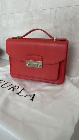 Sac Furla rouge corail, état impeccable!