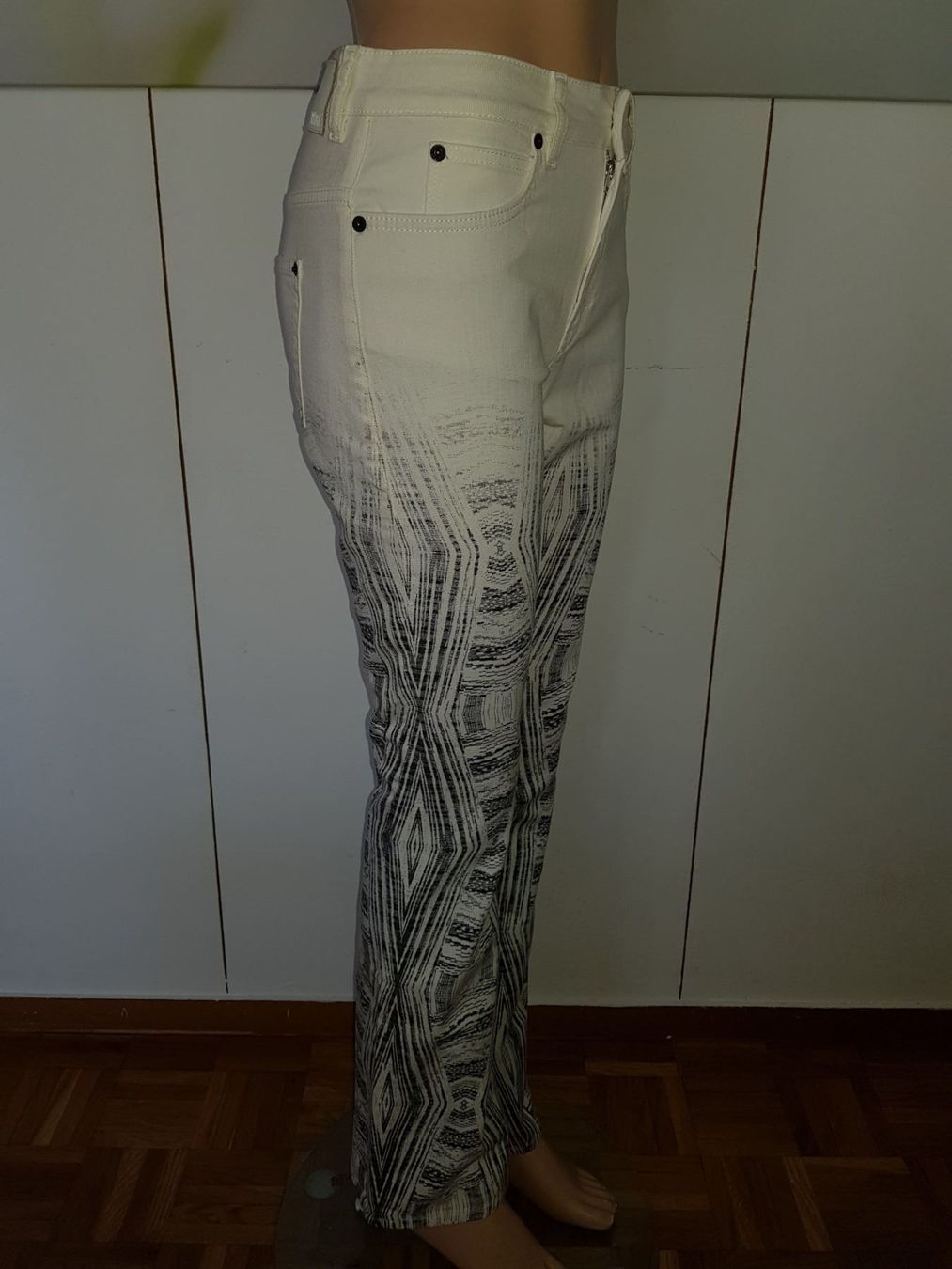 Drykorn Jeans: DRYKORN Jeans taille / Grosse W28 L32 – Gebraucht aus Cossonay-ville von Super-Price-Quality 2