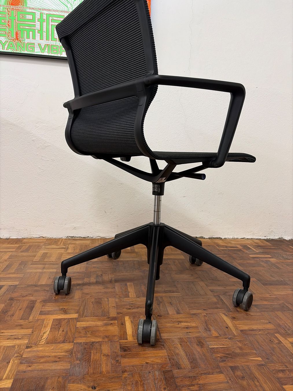 Sedie a rotelle: Neuer Physix Studio Bürodrehstuhl Vitra – Nuovo (secondo la descrizione) da Basel venduto da Danieleytan 1