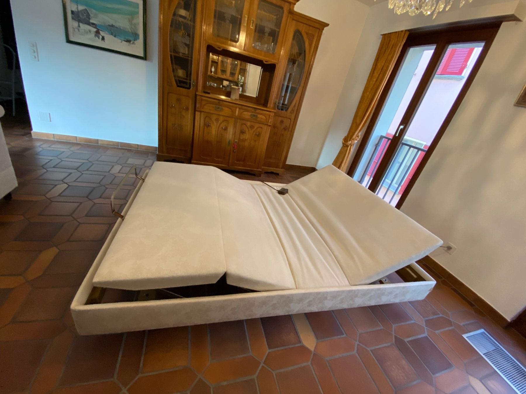 Letti: Letto elettrico Superba – Usato da Bellinzona venduto da chr_b8gp 2