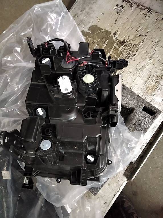 Fari: Toyota Land Cruiser Scheinwerfer – Usato da Chur venduto da oberu 1