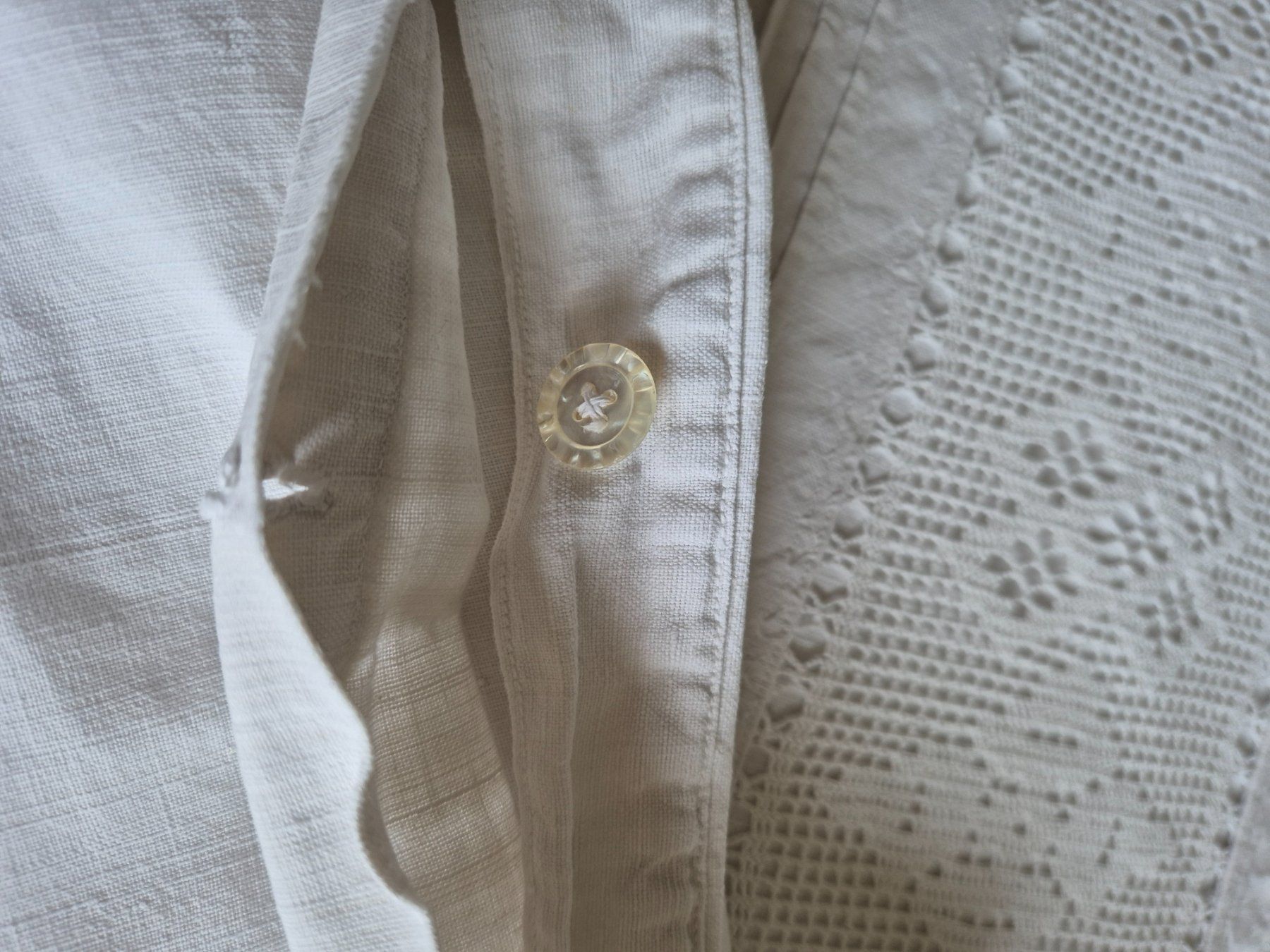 Biancheria da letto: Wunderschöne antike Kissenbezug mit Monogramm "MB" – Usato da Bern venduto da aronari 5