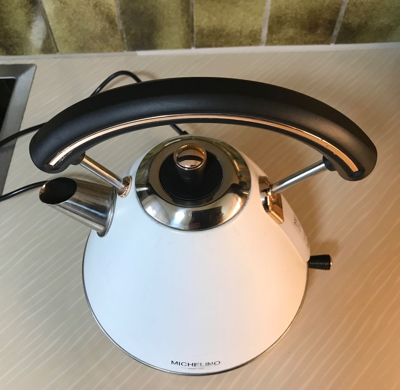 Wasserkocher: Wasserkocher Michelino, elektrisch, 1.7 L – Gebraucht aus Buchs ZH von baagii 3