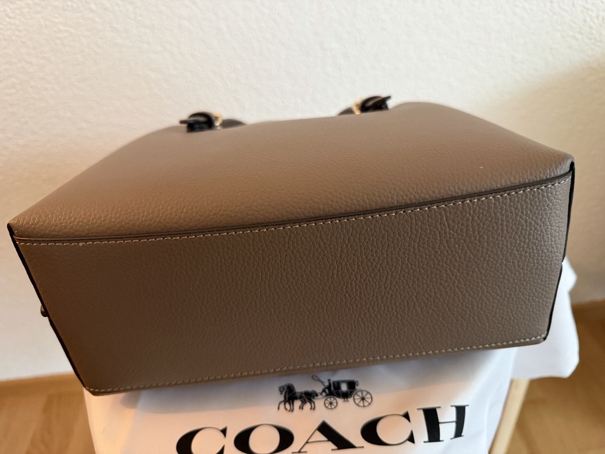 Coach Borse: COACH Mollie Tote Bag 25 – Nuovo (secondo la descrizione) da Herisau venduto da LauraHope 3