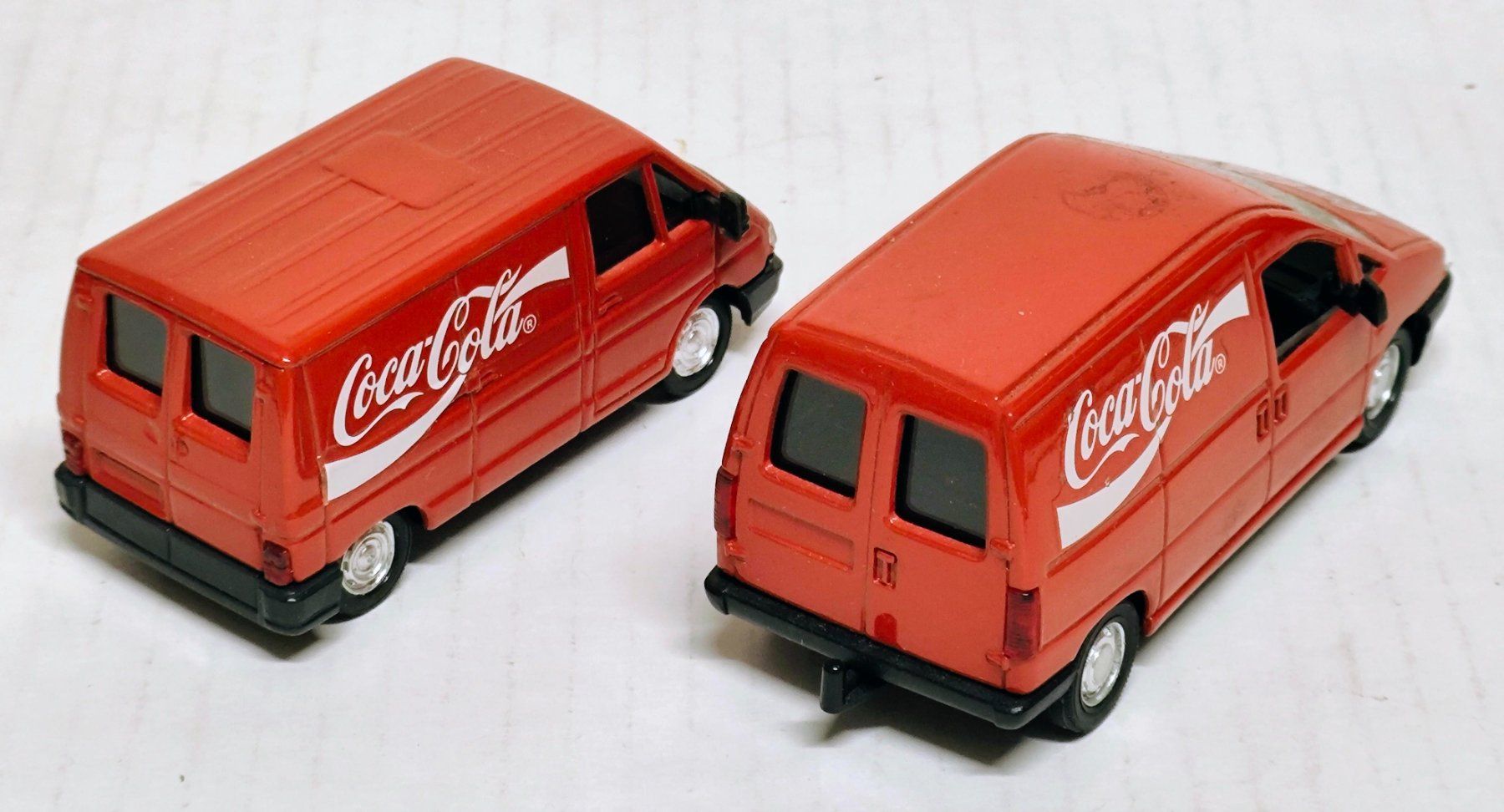 Coca-Cola Voitures modèles: 2 Coca-Cola Autos – D'occasion à Pfäffikon ZH par Colacity 2