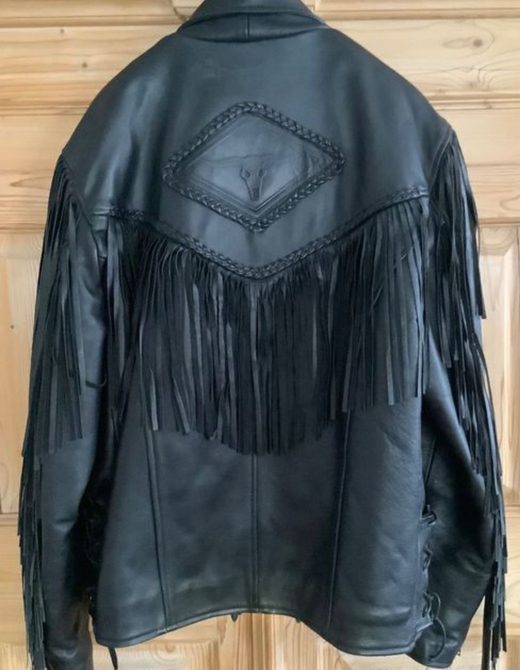 Giacche: Leder-Motorradjacke Vintage mit Fransen – Usato da Visp venduto da Itzschtev 1