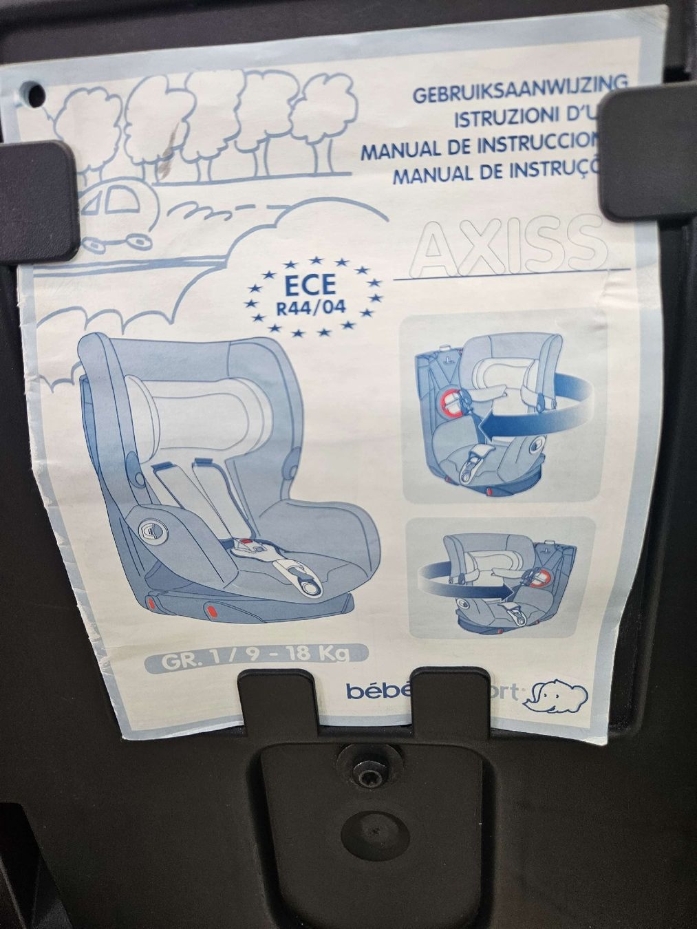 Seggiolini per auto: Bébé Confort AXISS GR. 1/9-18 Kg – Usato da Oberrohrdorf venduto da Mikee865 1