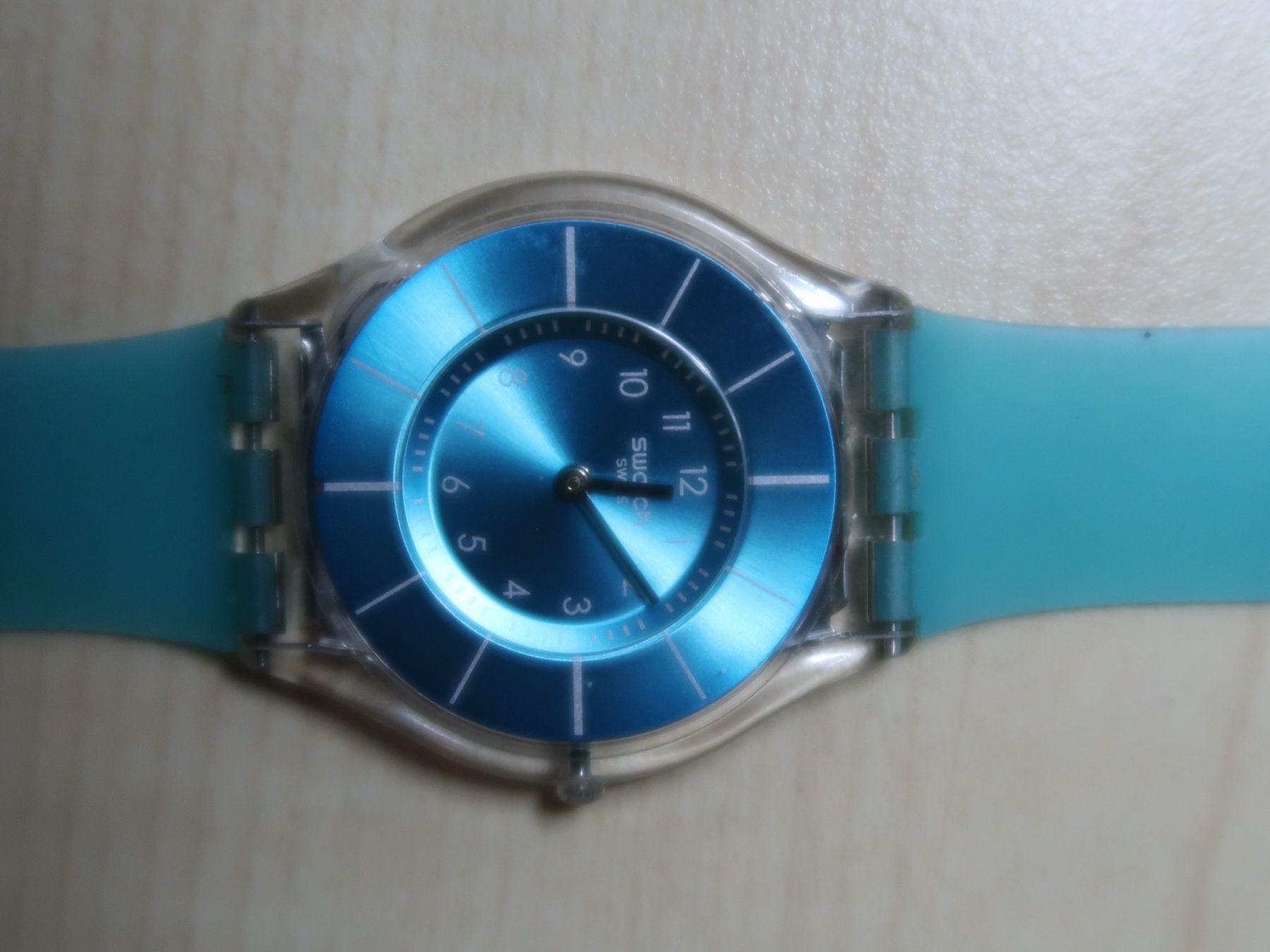 Swatch Orologi: Montre Swatch bleu turquoise – Nuovo e nell'imballaggio originale da Le Lignon venduto da Mamour88 1