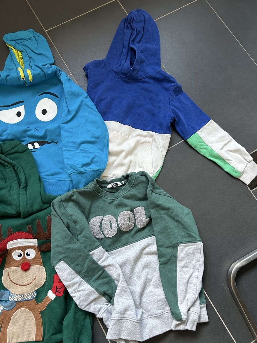 Maglioni & Felpe: Pulli Gr. 128 – Usato da Illighausen venduto da Schneckli01 2