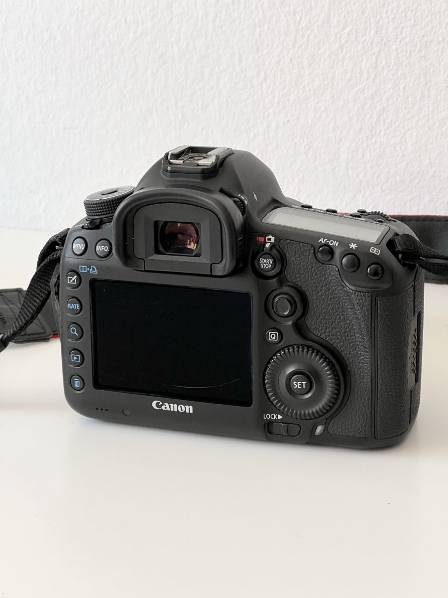 Canon Fotocamera: Canon EOS 5D Mark III + objectif 80-200mm + accessoires – Usato da Vevey venduto da neflon1te 6