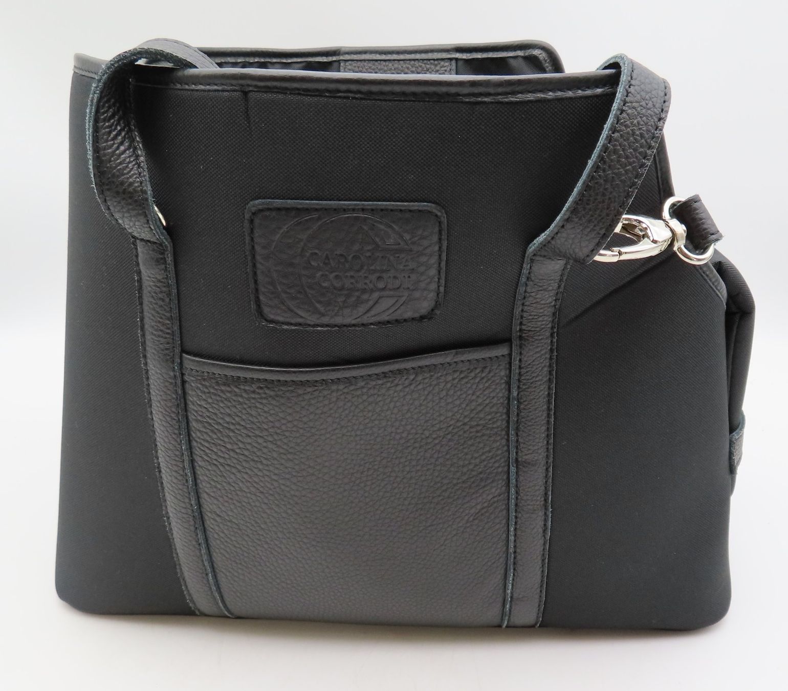 Borse: Carolina Corrodi Hundetasche – Usato da Reinach BL venduto da WBZ-Flohmarkt 8