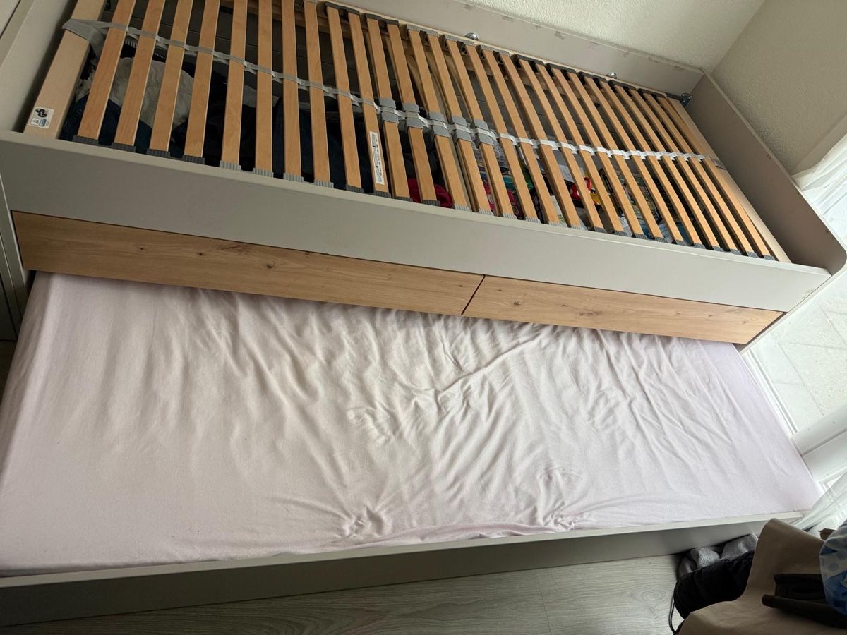 Betten: Bett – Gebraucht aus Gossau ZH von Maria_Feno 1