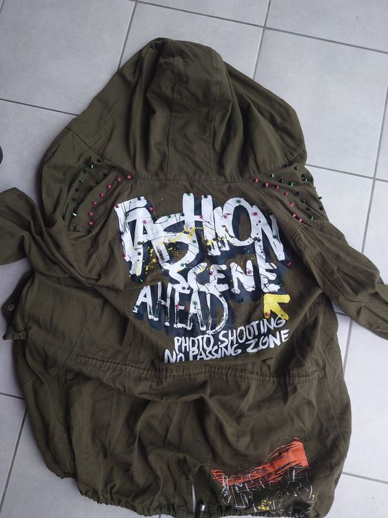 Zara Giacche: Zara Stoff Jacke M-XL, olivgrün abgerundete farbige  Nieten – Usato da Wattwil venduto da LaLa90 1