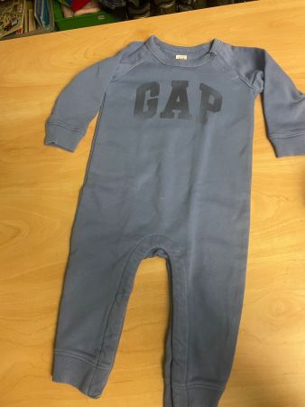Neuer GAP Overall Gr. 80