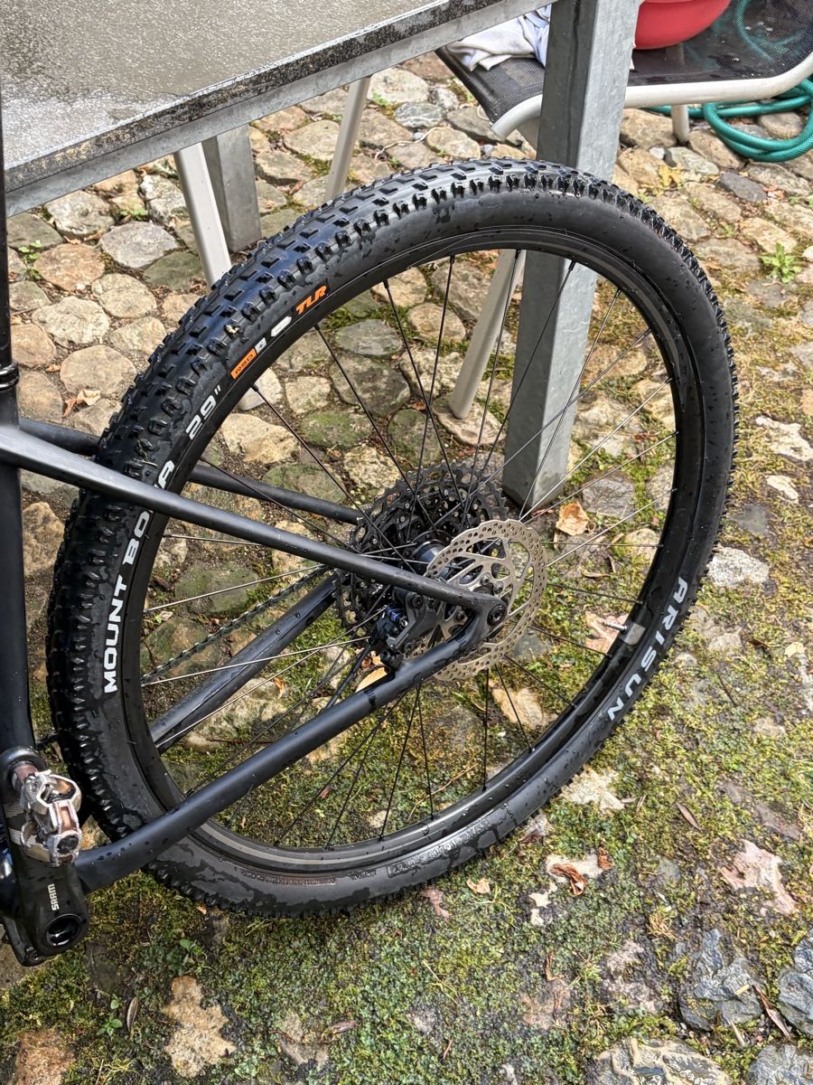 Specialized Biciclette: VTT Specialized Epic Hardtail Carbon Schwarz – Usato da Basel venduto da jul_m66m 5
