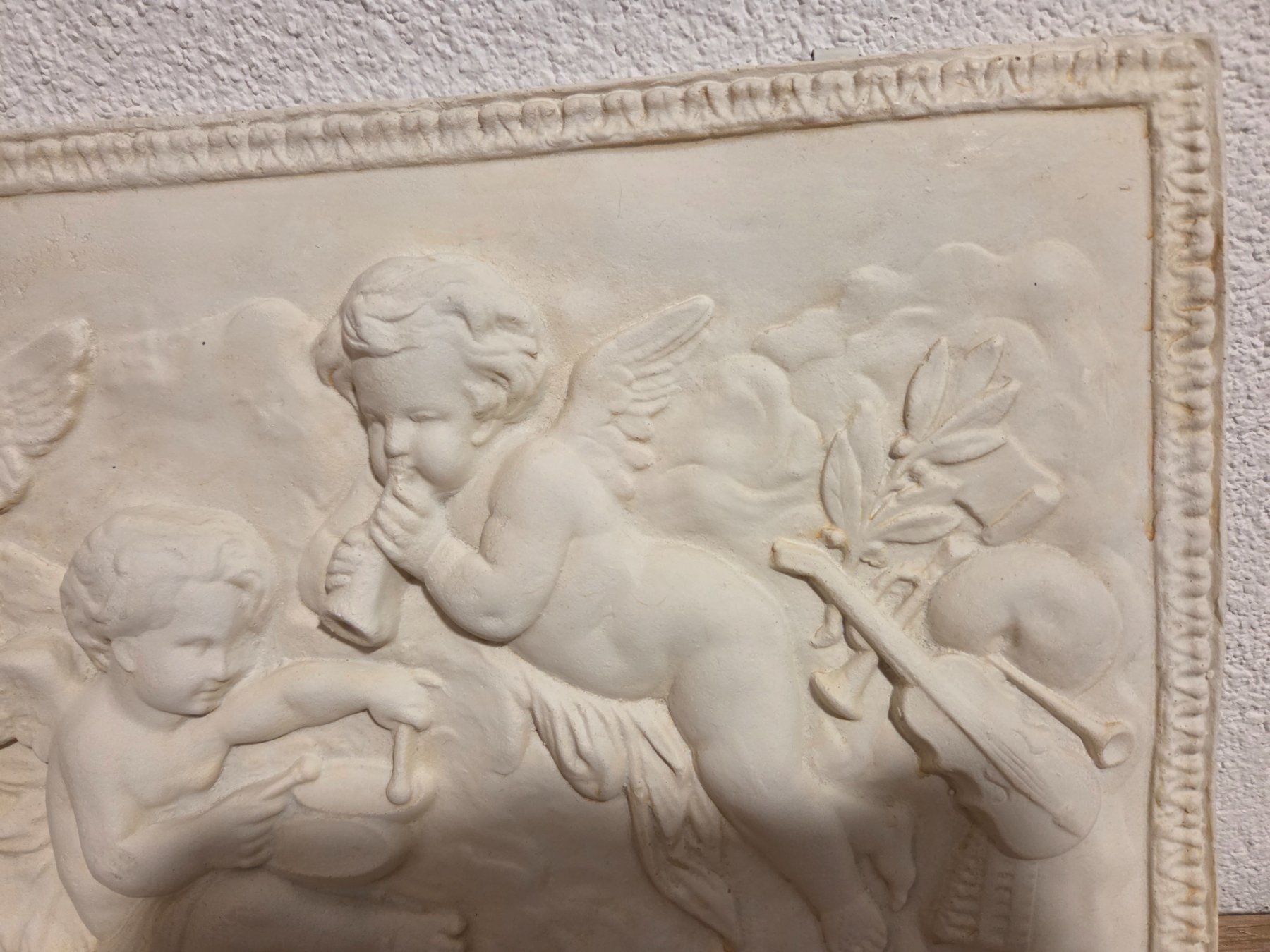Foto & Immagini: Wunderschönes Gips-Stuck Relief mit Putten / Engeln – Usato da Abtwil AG venduto da MaVo.0710 3