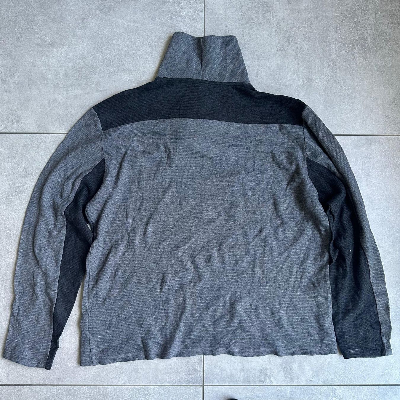 Calvin Klein Maglioni & Felpe: Herren Pullover Calvin Klein grau Grösse XL – Usato da Bern venduto da Tommy.Z 2