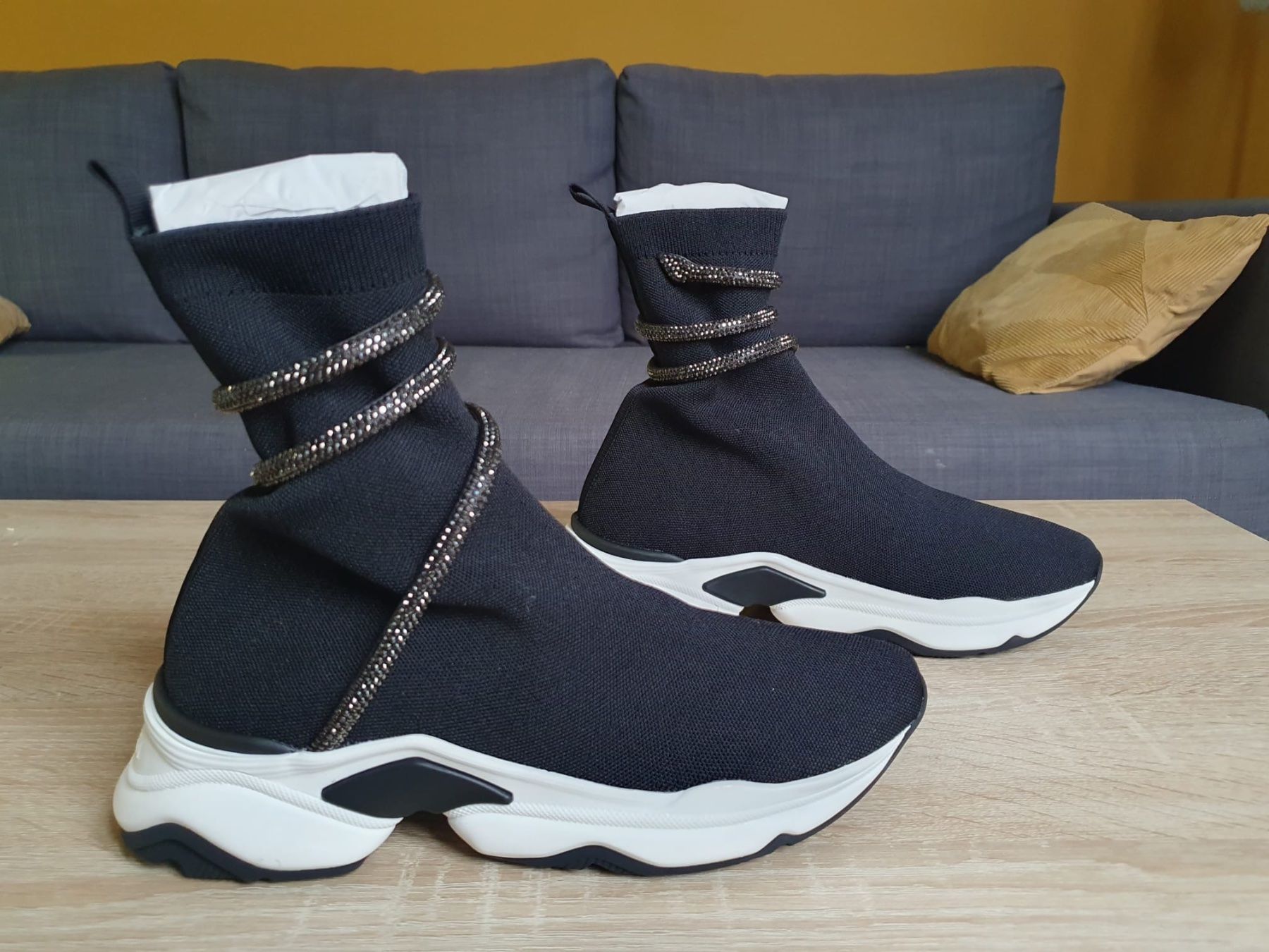 René Caovilla Scarpe da donna: Sneakers Rene Caovilla – Usato da Zürich venduto da val_29qr 2