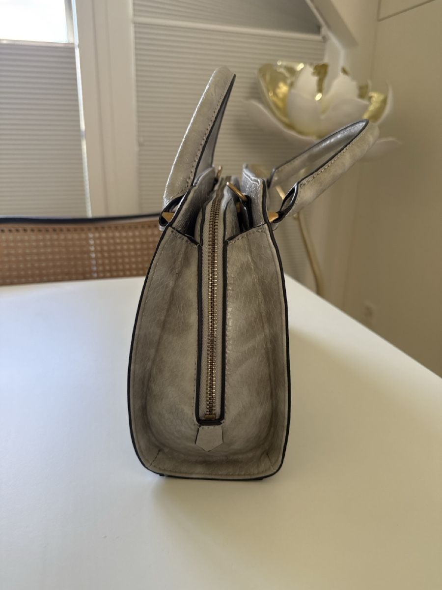 Guess Borse da donna: GUESS Bag Python Look 🤍 Neuwertig & elegant – Nuovo (secondo la descrizione) da Weisslingen venduto da Inasup 3