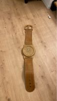 Horloge murale vintage en bois, design ceinture unique
