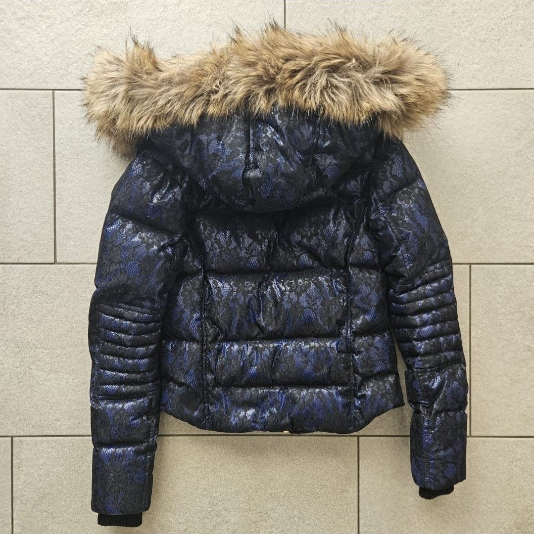 Juicy Couture Vestes: Juicy Couture Fur Hood Jacket – D'occasion à Wangen SZ par Butchers_Boutique 1
