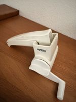 Zyliss Käsereibe weiss handbetrieben guter Zustand