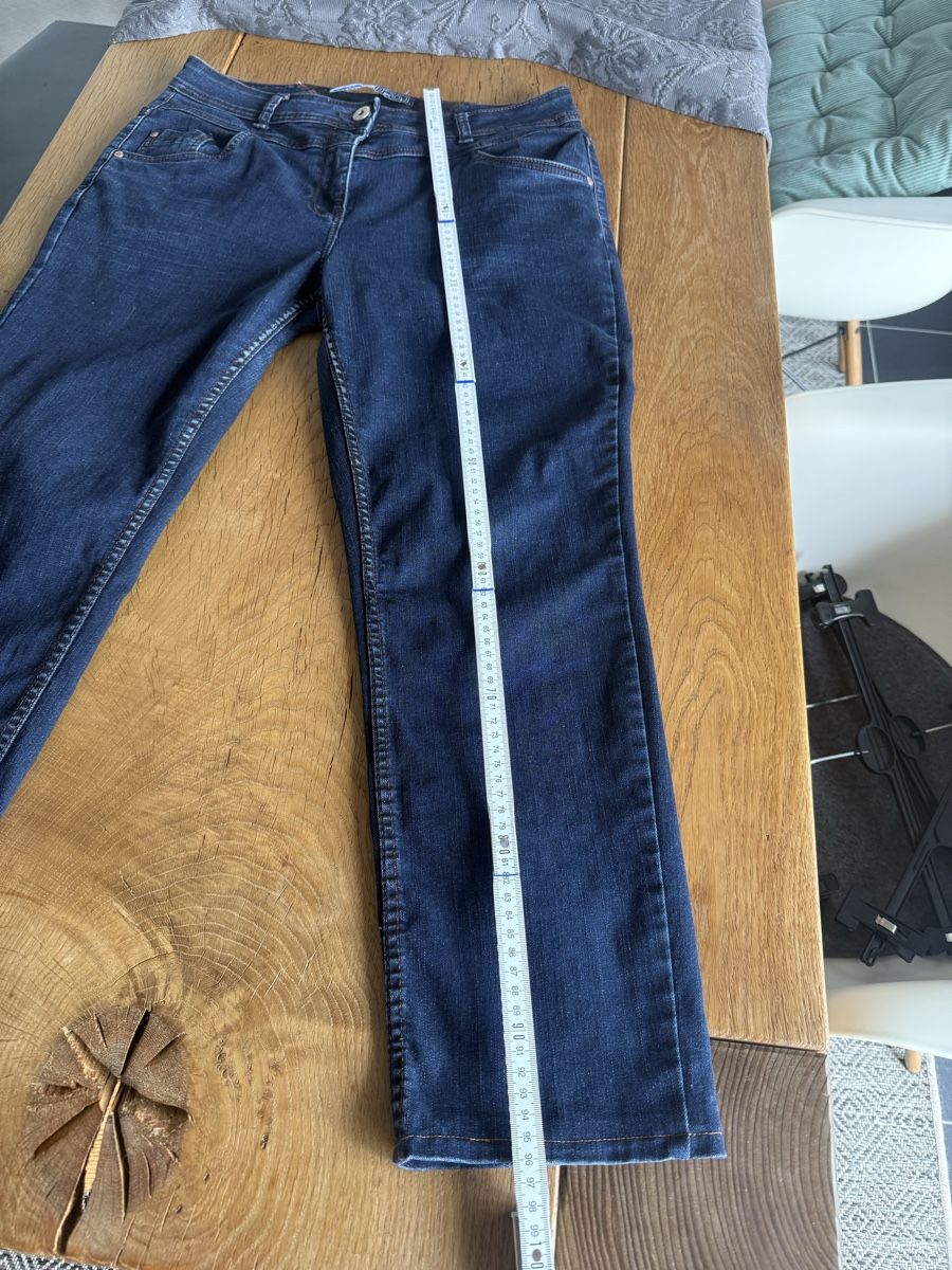 Cecil Jeans: Lässige CECIL Jeans 32/XL – Usato da Sirnach venduto da sirni 2