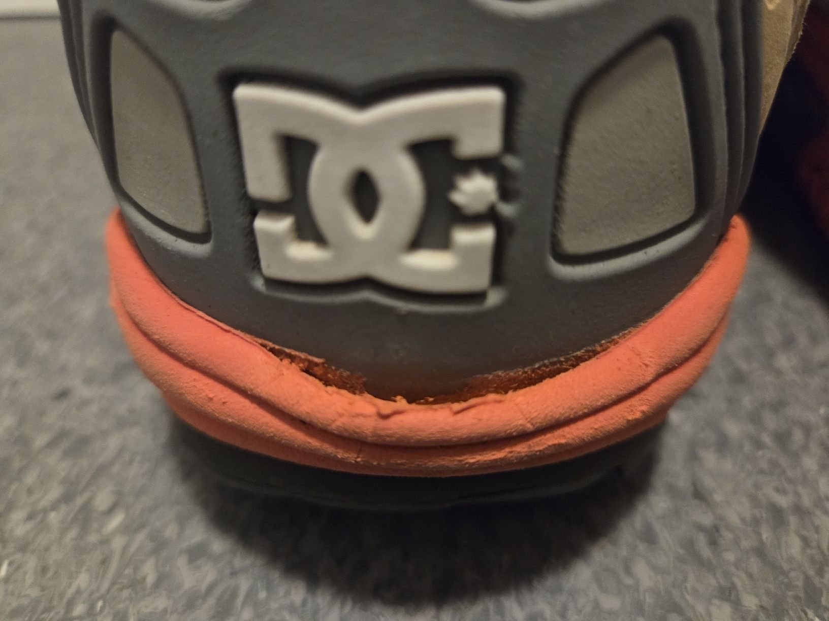 Scarpe da uomo: DC Snowboard Boots US 9.5 mit Reebok Pump-System – Usato da Wilderswil venduto da bir_7xhm 4