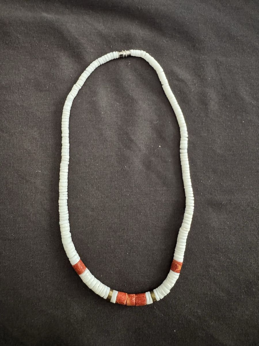 Catenine: Vintage pukka shell & stone necklace – Usato da Zürich venduto da kri_zhv2 1