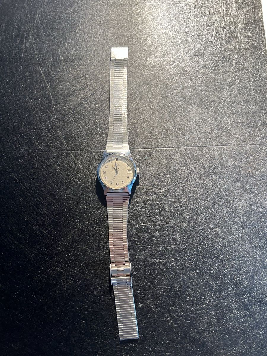 Rotary Orologi: Rotary Uhr – Usato da Laufen venduto da groove60