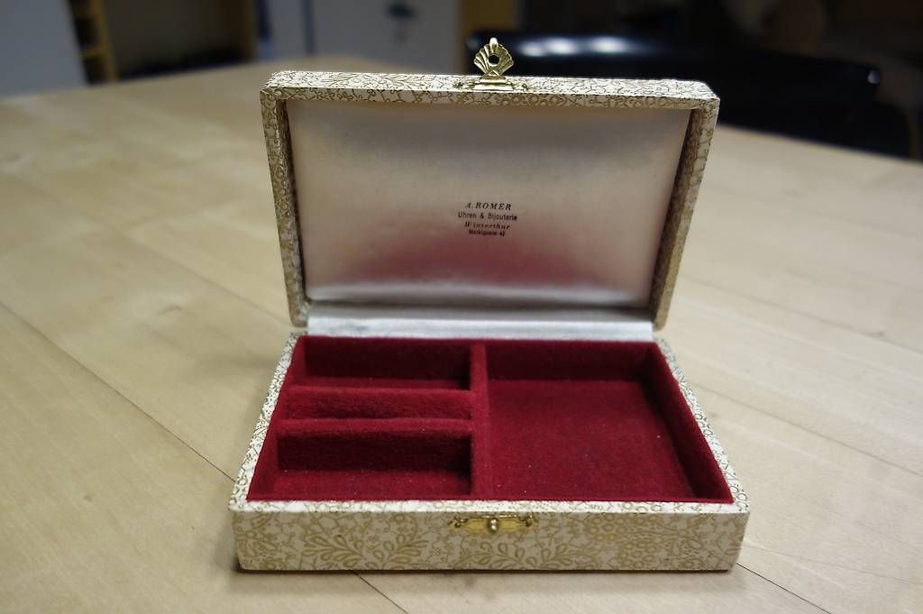 Schmuckkästen: Schöne Vintage Schmuckschatulle – Gebraucht aus Winterthur von RPeter