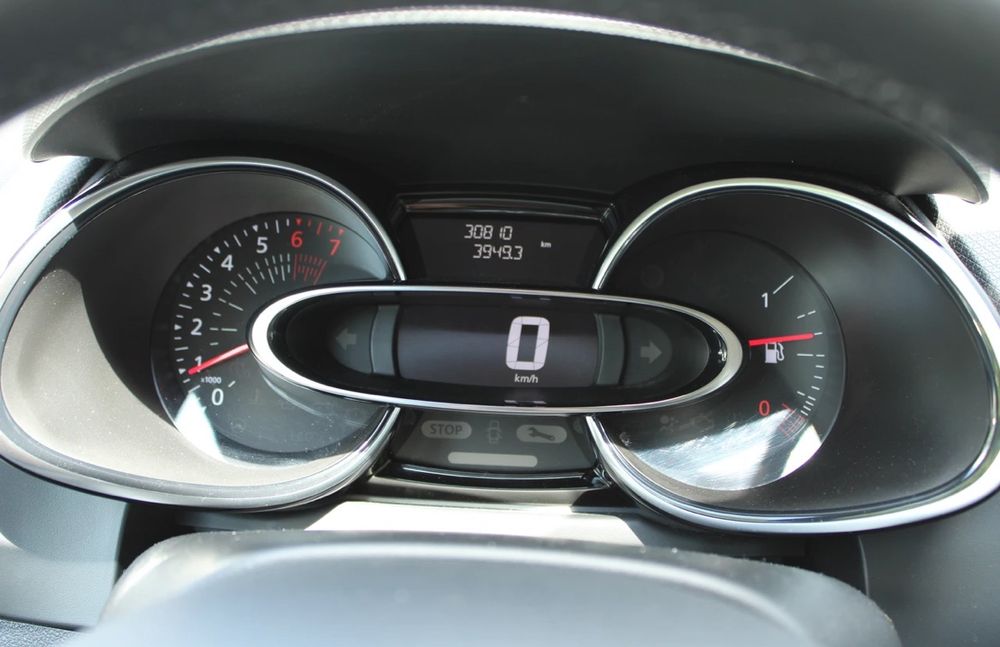 Renault Automobili: RENAULT Clio 0.9 Long Life – Usato da Regensdorf venduto da CEDO1 3