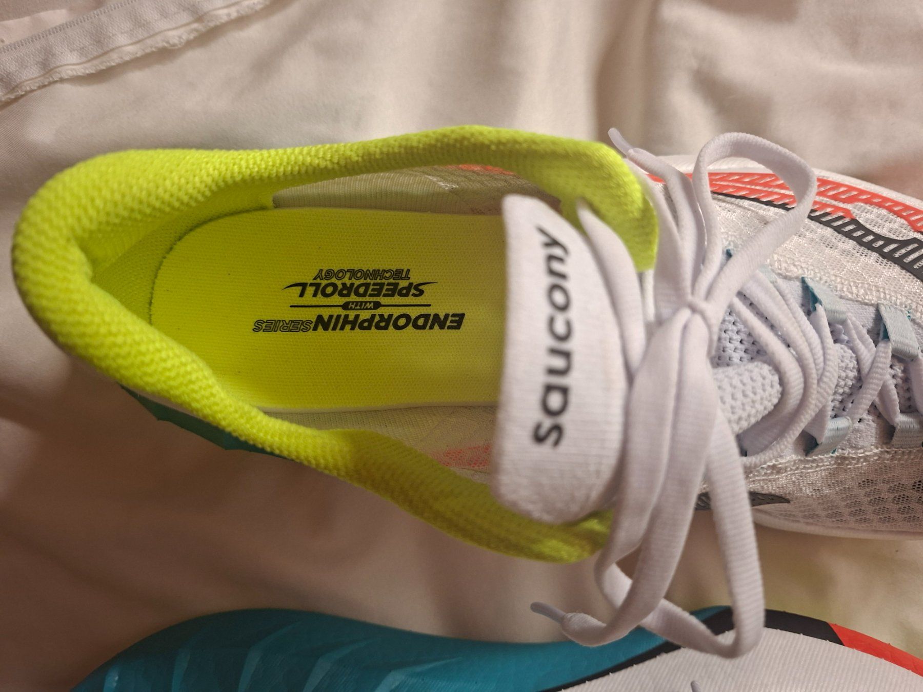 Saucony Herrenschuhe: Saucony Endorphin Pro 4 – Neu (gemäss Beschreibung) aus Neerach von and_p6gx 4