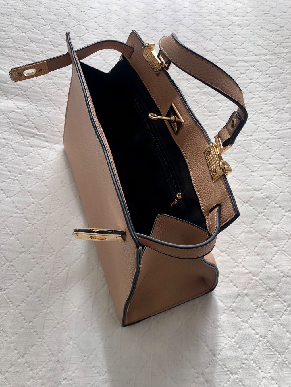 Borse da donna: Edle Kunstlederhandtasche – Nuovo (secondo la descrizione) da Thun venduto da smi_nyv7 3