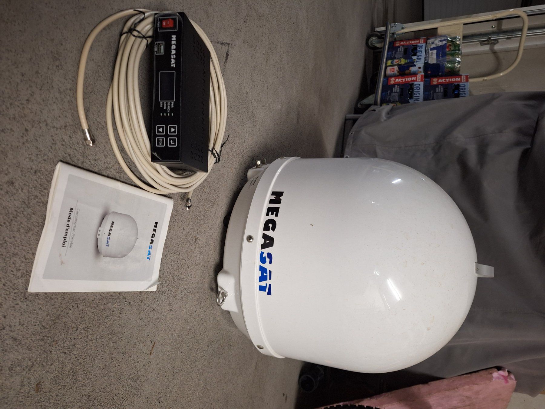 Parabola satellitare: SAT Schüssel MEGA SAT Campingman Portable 2 – Usato da Lachen venduto da Zuegerhp