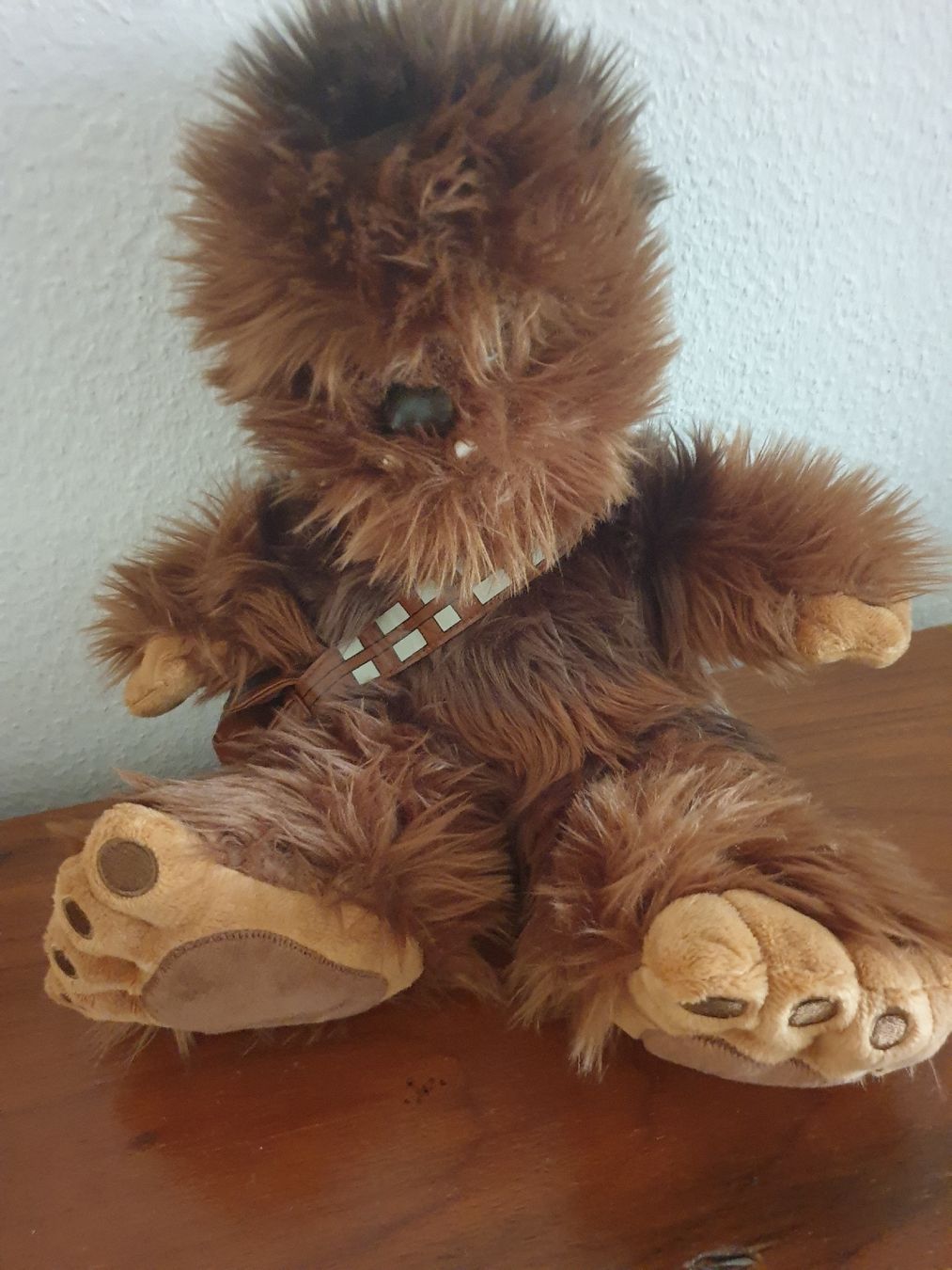 Disney Giocattoli: Neu doudou Disney Chewbacca et Mickey – Nuovo (secondo la descrizione) da Fribourg venduto da mal_8zjh 2