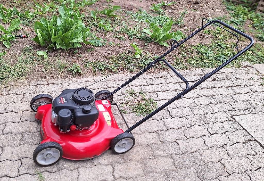 Tagliaerba: MTD Smart 51 BO Benzin-Rasenmäher – Usato da Muri AG venduto da Edlerweiss