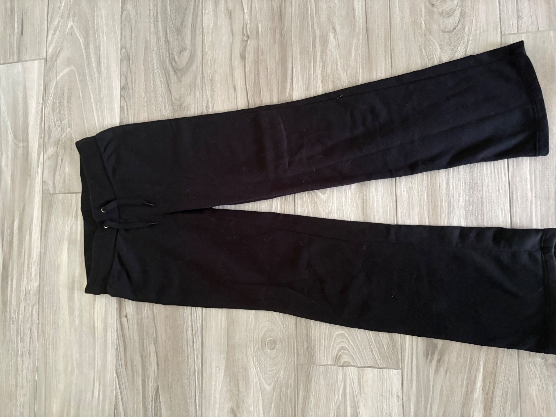 Lotti & Set di vestiti: Freizeithose Damen 3er Set Schwarz Grau Hellblau Gr. 164 – Usato da Brienz BE venduto da motylinka