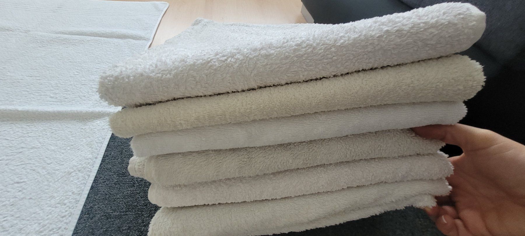 Teli da bagno: Set mit 8 Badetüchern – Usato da Schöfflisdorf venduto da CrRG21 3