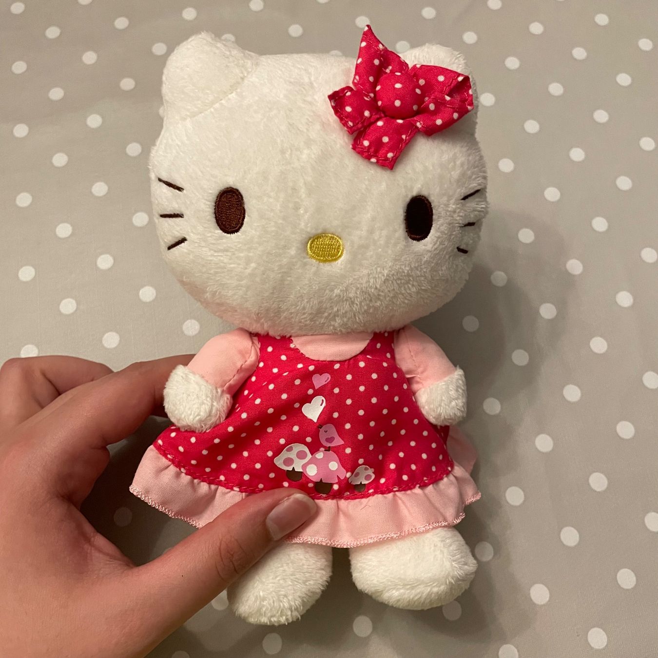 Hello Kitty Jouets: Wie neu: Hello Kitty Plüschtier – Neuf (Voir description) à Bellach par Lapislazuli_blues