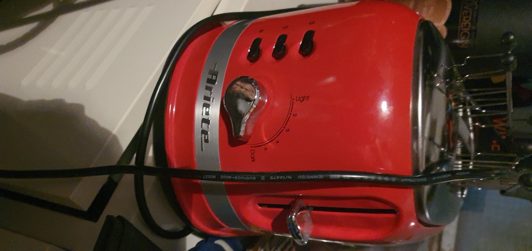 Elettrodomestici da cucina: Roter Toaster Ariete – Usato da Muri AG venduto da Jeromia 2
