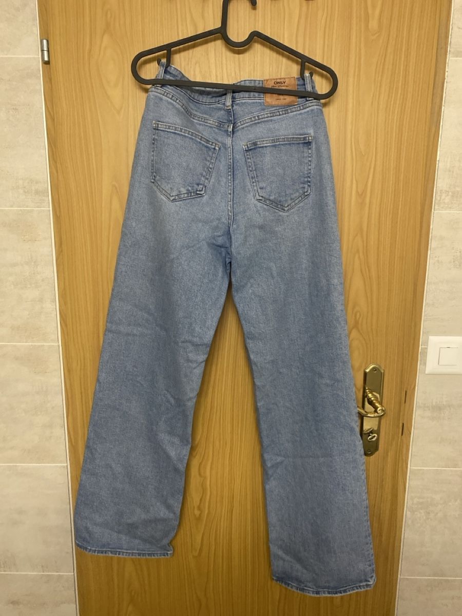 Only Jeans: Jeanshose von only – Gebraucht aus Lenzburg von san_7gqg 1