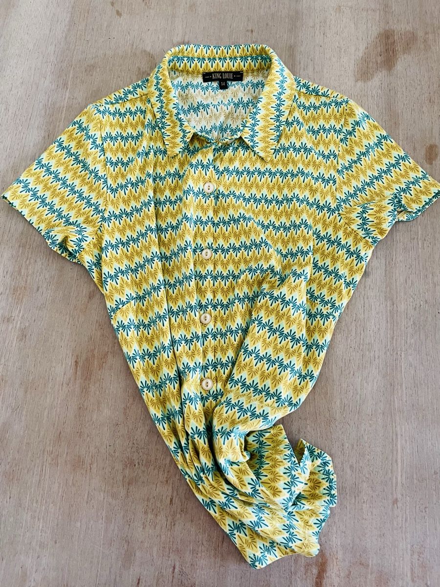 King Louie Blusen: King Louie - Bluse - Gr M - kurzarm – Gebraucht aus Zürich von ynuk 2