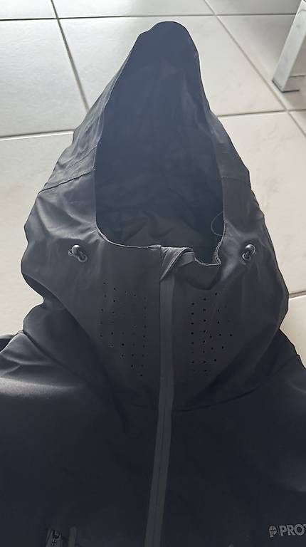 Protest Jacken: PROTEST PVRE SKI JACKE  SCHWARZ  GRÖSSE S – Neu (gemäss Beschreibung) aus Schaffhausen von lia_86dy 2
