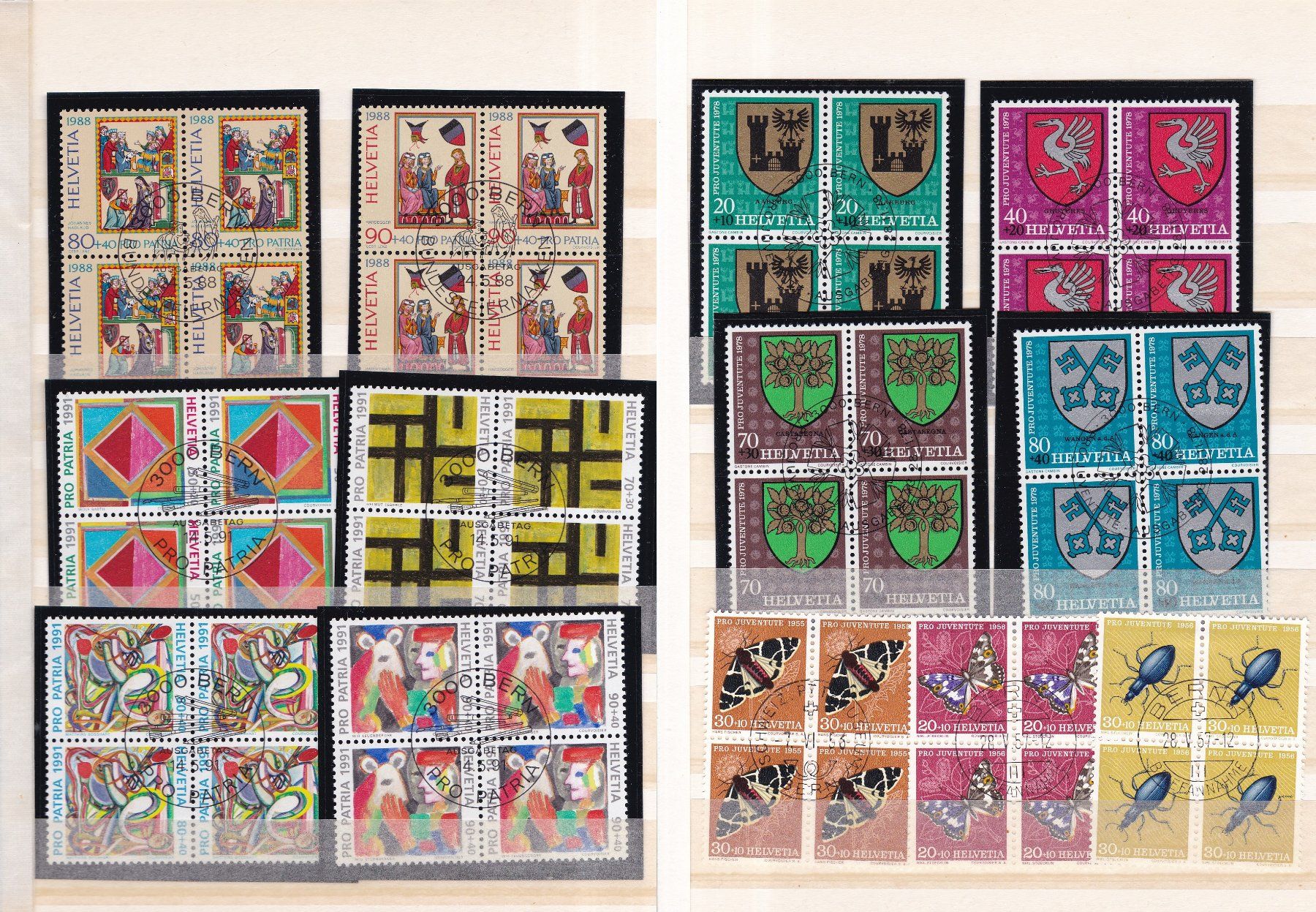 Tutti i francobolli: CH Briefmarkenseiten, viele Viereblocks etc. – Usato da Münchwilen AG venduto da Nesar 4